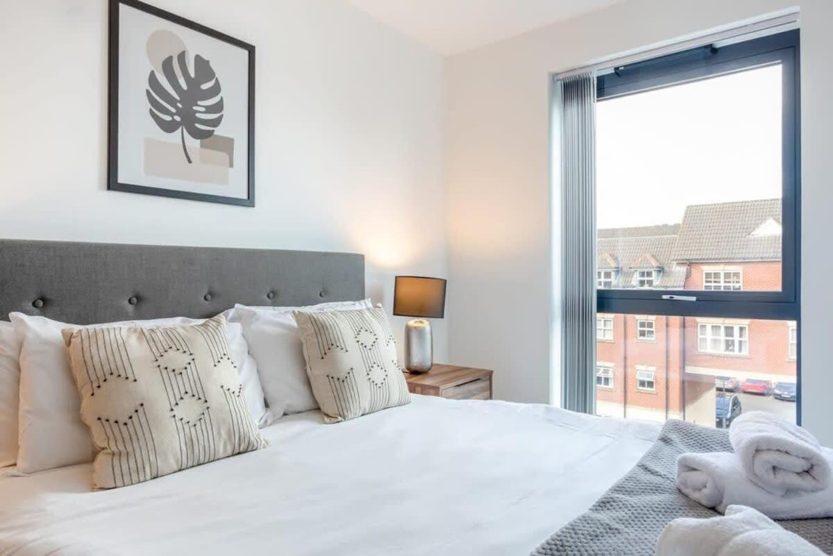 Stay Zeni, Ouse Court York Contemporary 2 Bed Flat Bagian luar foto